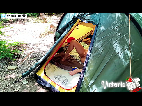 ❤️ Nakuha sa camera Madamdaming haltak off Stranger in a tent ❤ Anal video sa amin tl.dewporn.ru ❤